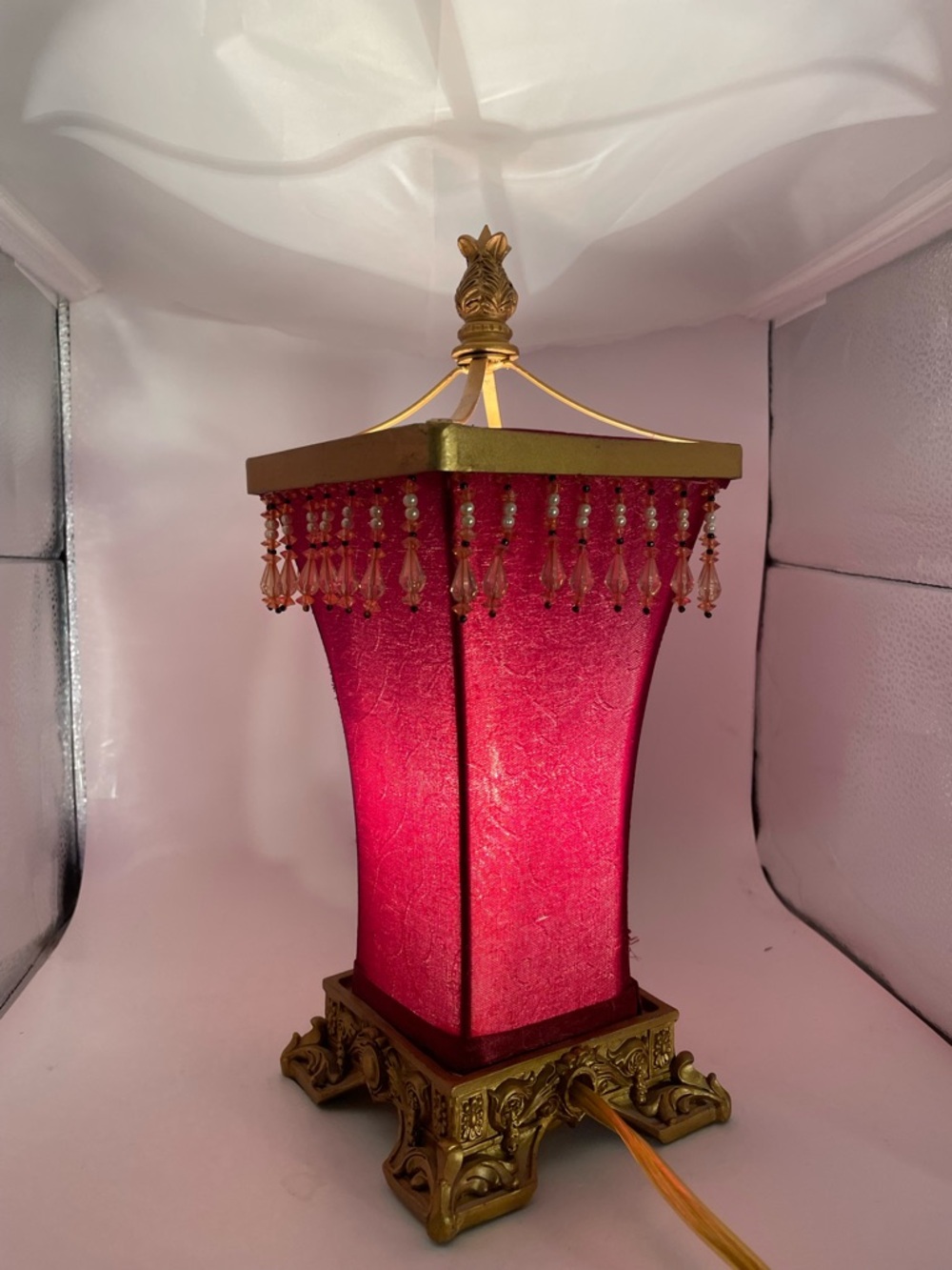 Vintage Lamp Beaded Red Fabric Shade Tassel Fringe Gold - Picture 3 of 13